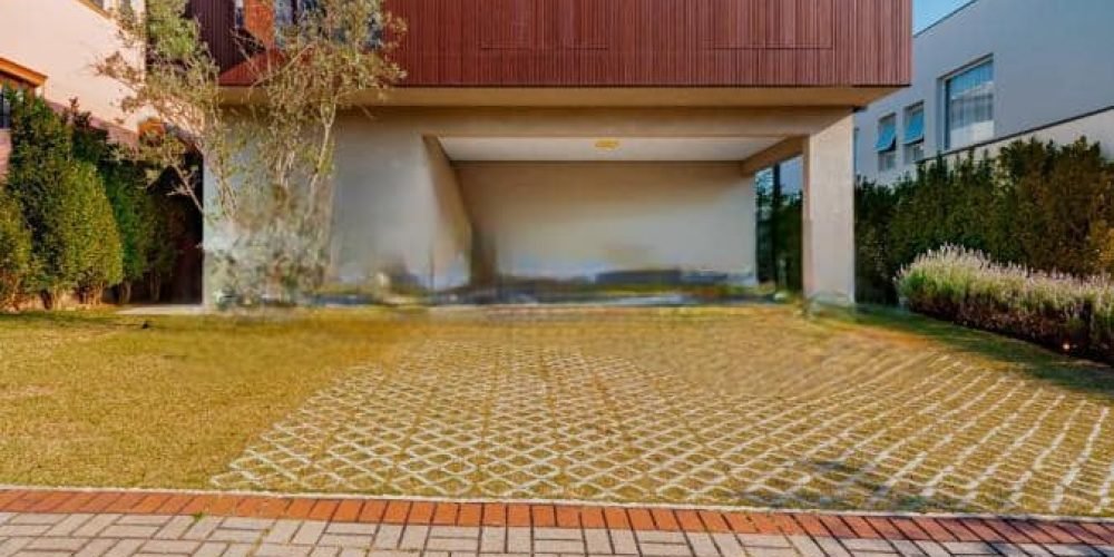 366319715_650654927209849_438654668003975397_n