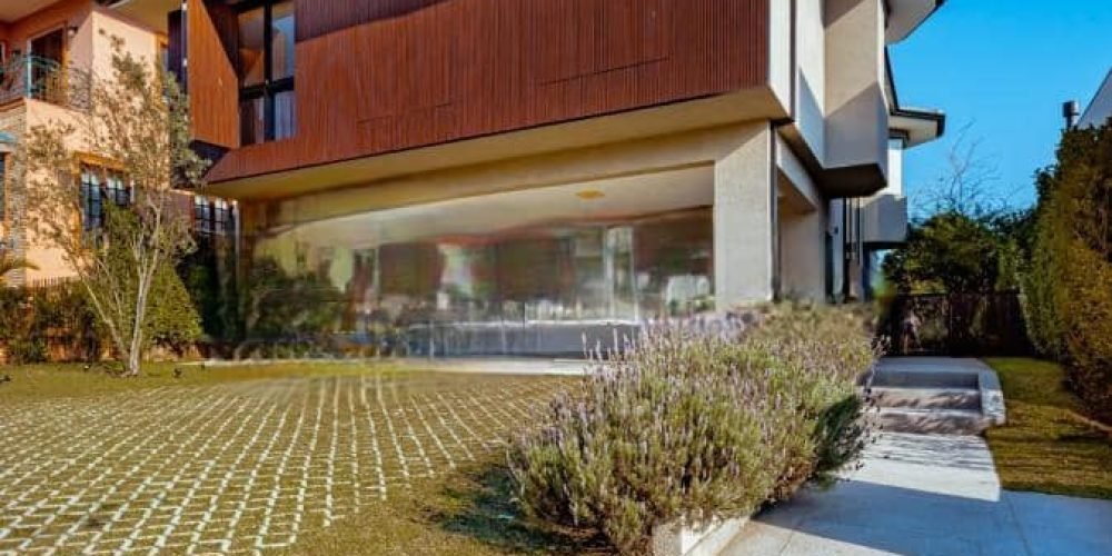 366365354_650654960543179_4279064502695966698_n